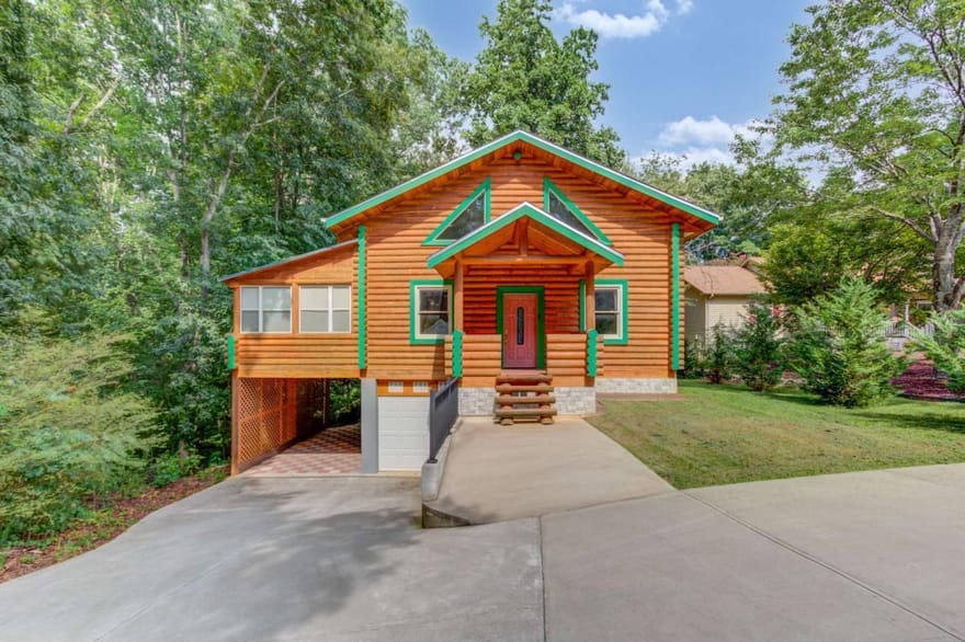 3938 Pointe N, Gainesville, Georgia