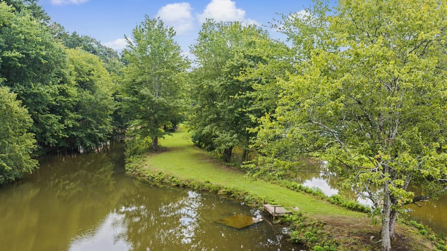 85 Woodstream Drive, Newnan, Georgia