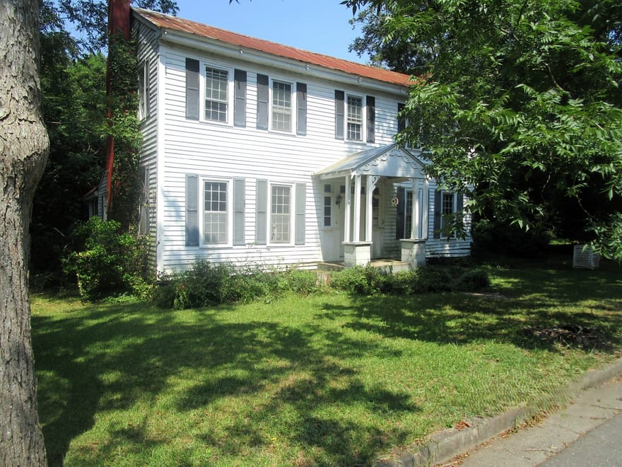 135 Jennings Street SE, Crawfordville, Georgia