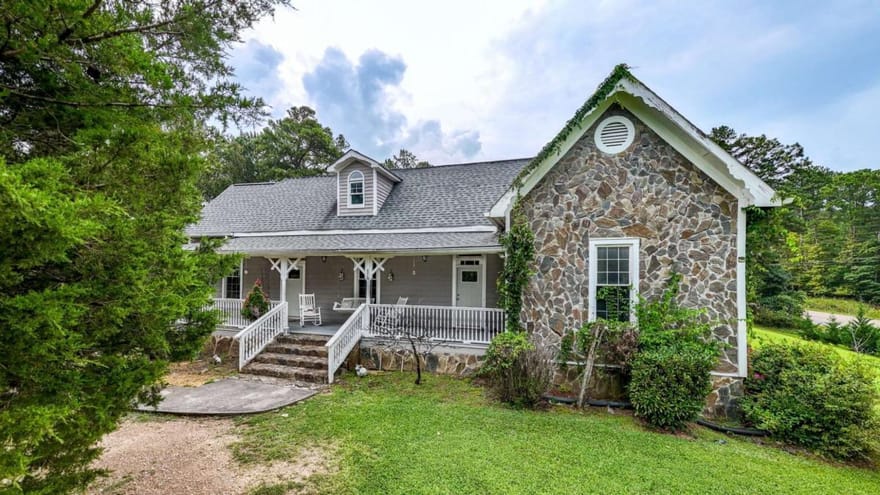 14 Nature Walk Road SW, Rome, Georgia