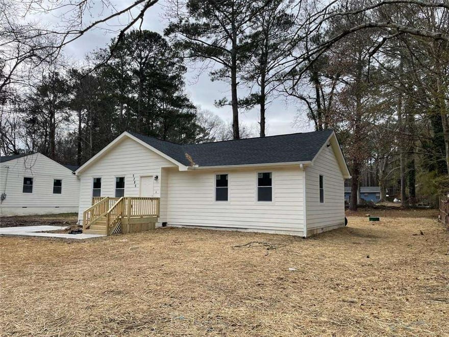 5385 Booker T Drive, Morrow, Georgia