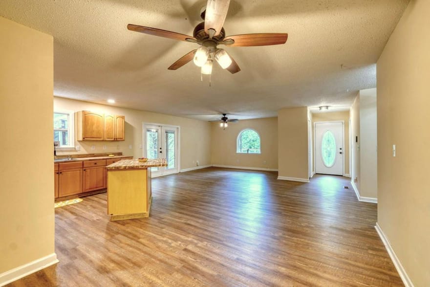 553 Grayce Lane, Hiawassee, Georgia