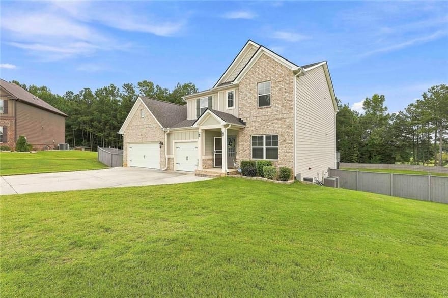 155 Estancia Lane, Fayetteville, Georgia