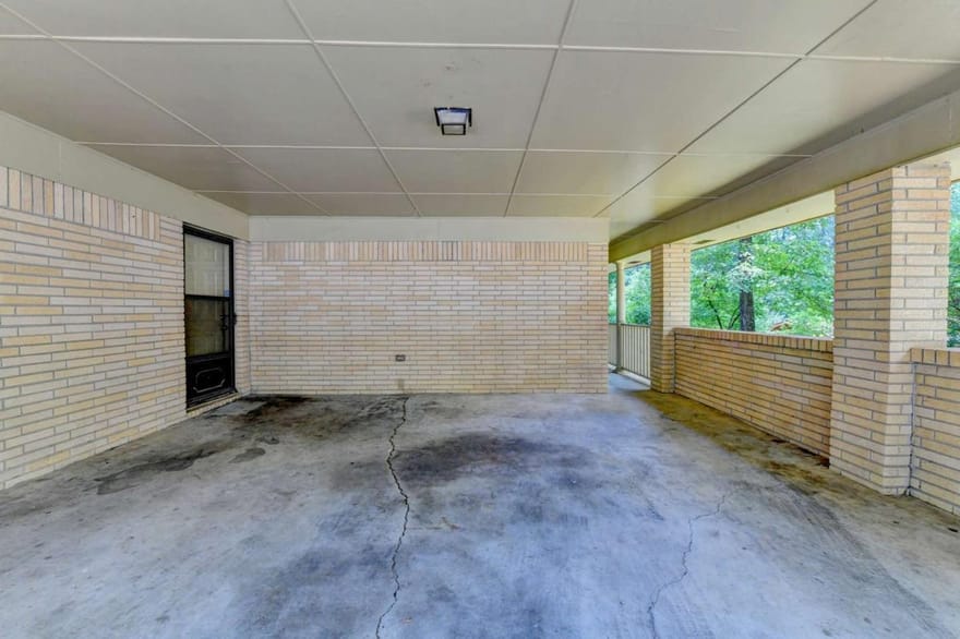 1138 Woodland Circle, Lawrenceville, Georgia