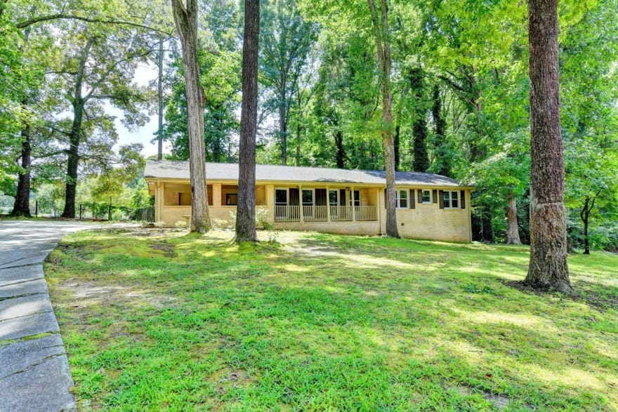 1138 Woodland Circle, Lawrenceville, Georgia