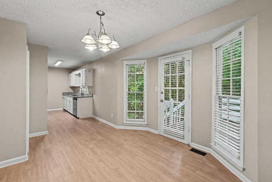 72 Amber Way, Dallas, Georgia