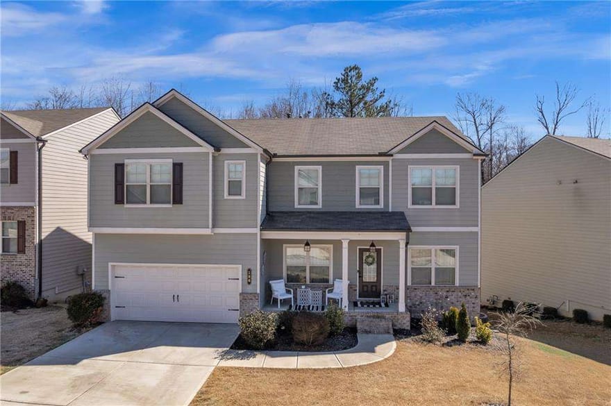 106 Creekside Bluff Way, Auburn, Georgia