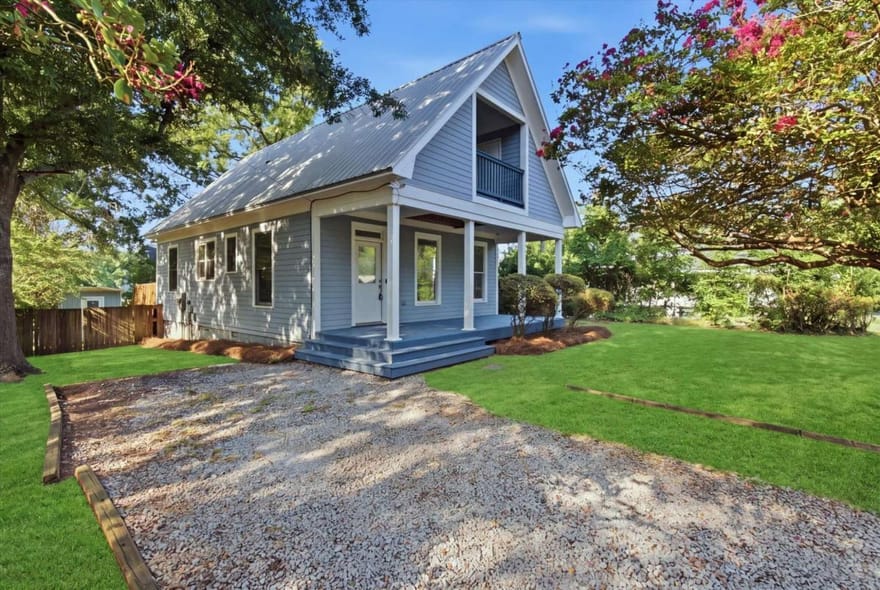 329 Ridge Avenue, Athens, Georgia