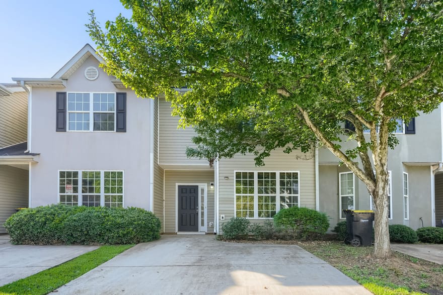 2266 Nicole Drive, Hampton, Georgia