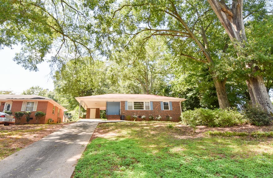 1541 Oakhill Drive, Griffin, Georgia