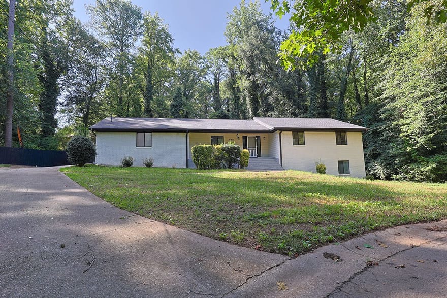 949 Marion Court, Lithia Springs, Georgia