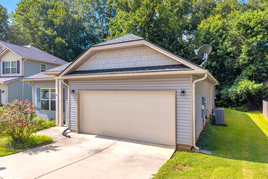 456 Highland Pointe Drive, Alto, Georgia