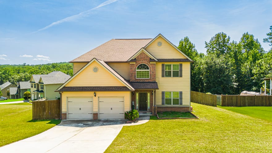 2784 Oakmont Way, Monroe, Georgia