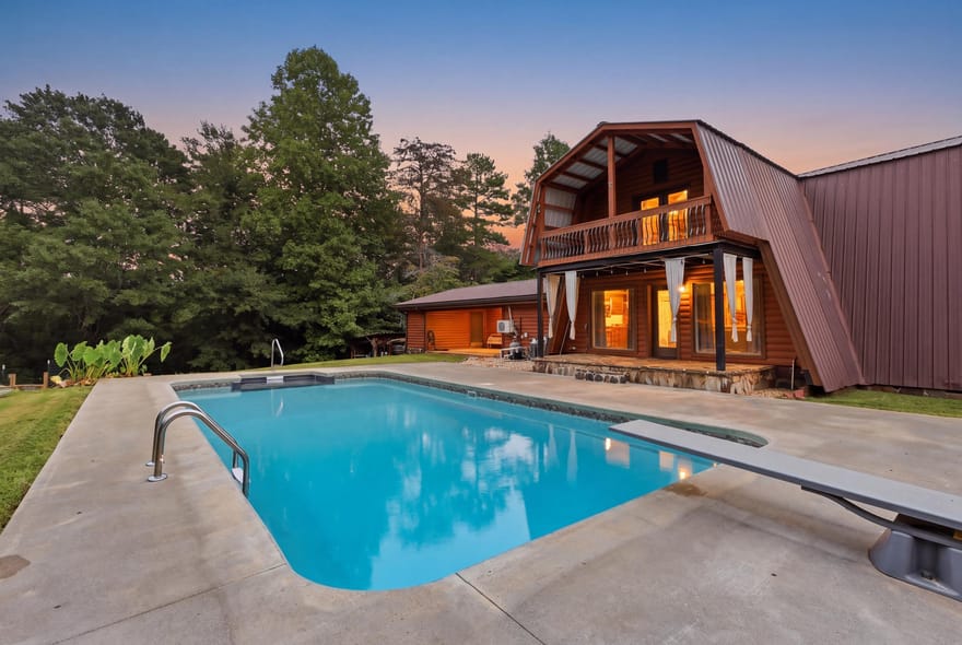 932 Camp Mikell Road, Toccoa, Georgia
