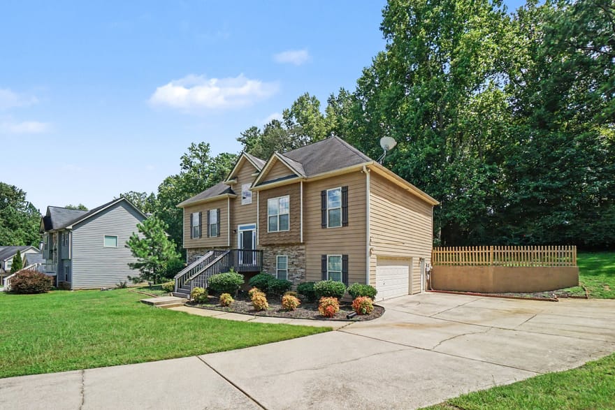60 Ashley Pointe Drive, Hiram, Georgia