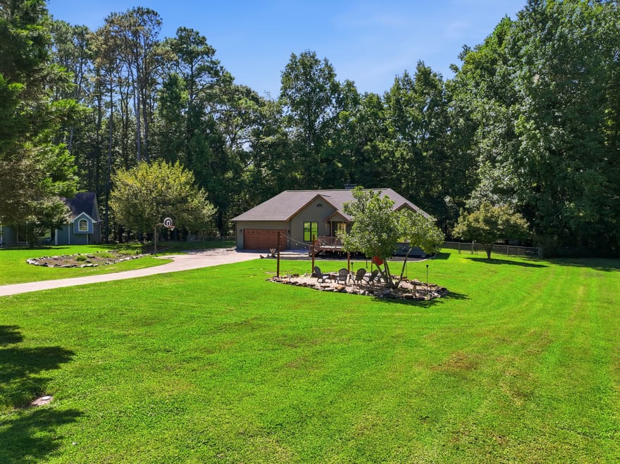 2010 Tomahawk Lane, Cumming, Georgia