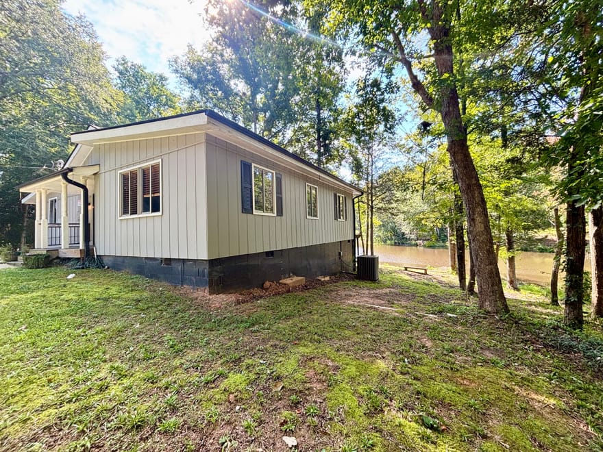 557 Benttree Circle, Toccoa, Georgia