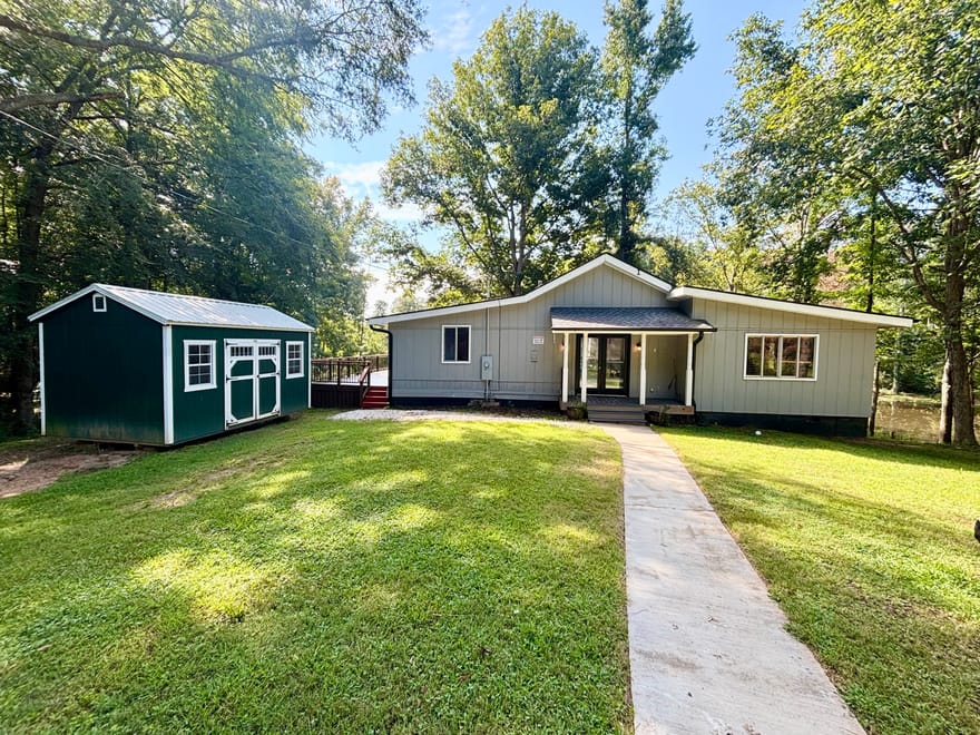 557 Benttree Circle, Toccoa, Georgia