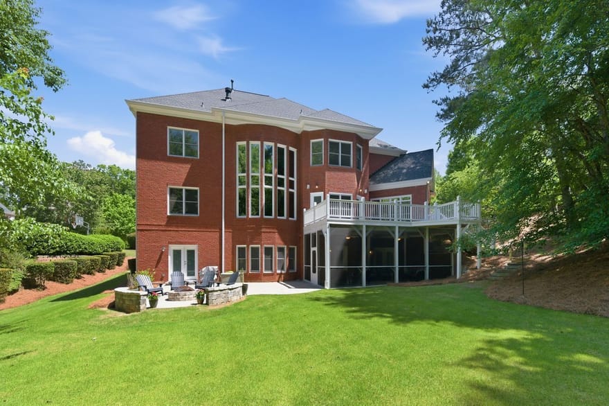 348 Aviemore Lane, Suwanee, Georgia
