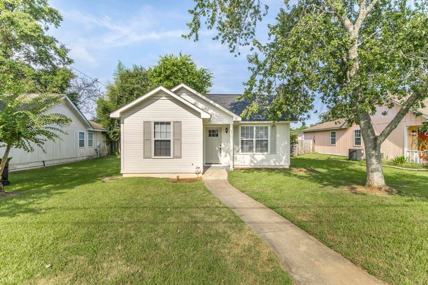 305 Johnson Road, Warner Robins, Georgia
