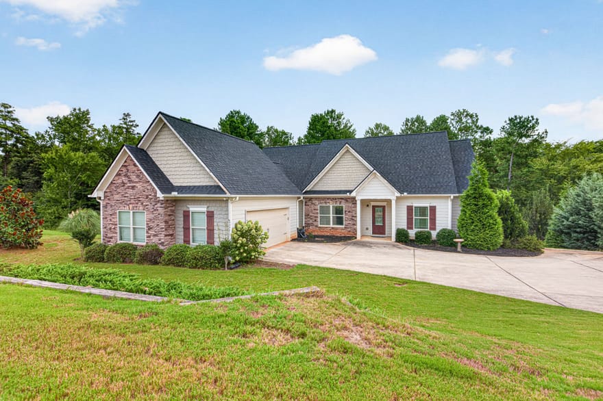 2854 Shadowstone Way, Winder, Georgia