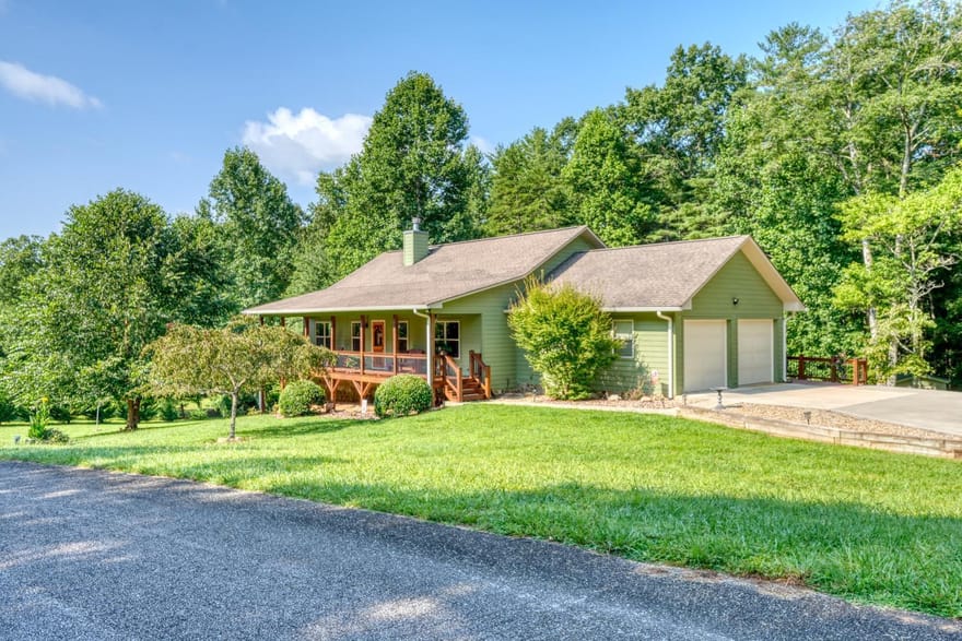 240 Charles Lane, Morganton, Georgia