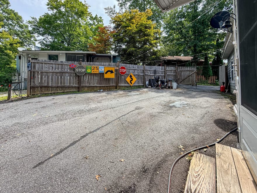 1168 Mountain Shadows Drive, Cleveland, Georgia