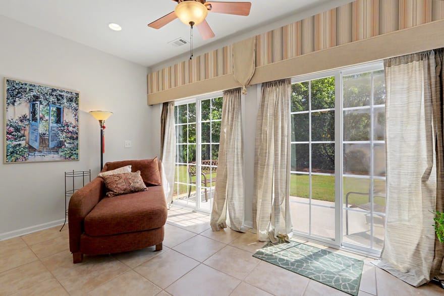 102 Magic Lily Drive, Griffin, Georgia