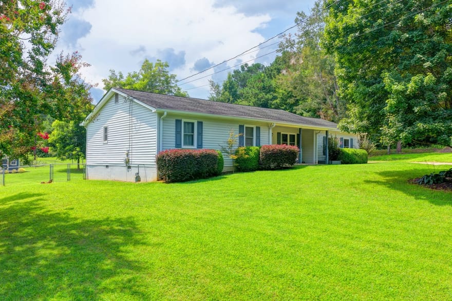 4410 Meadow Trail, Cumming, Georgia