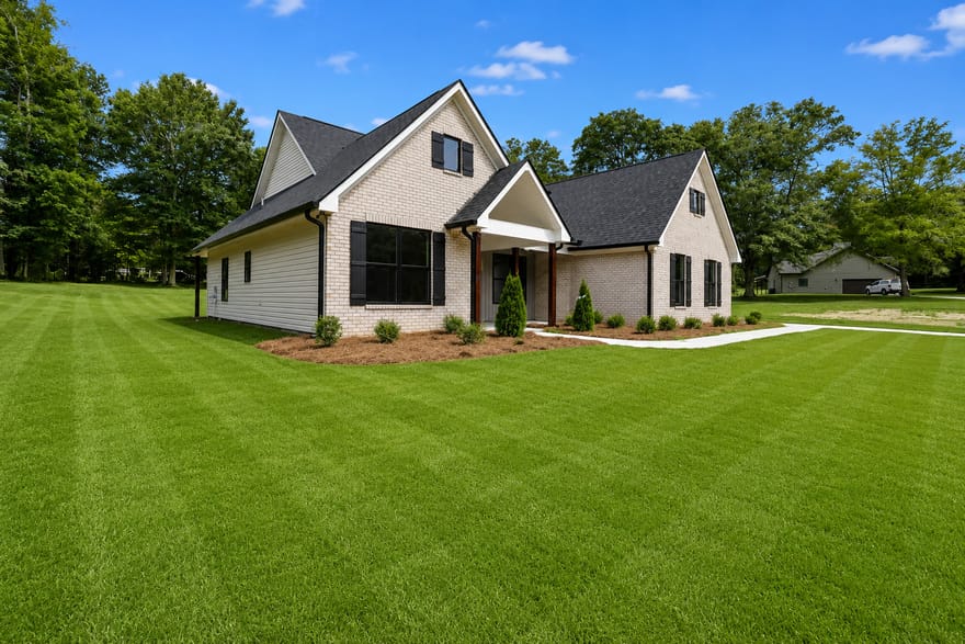 202 Mckneely Road, Milner, Georgia