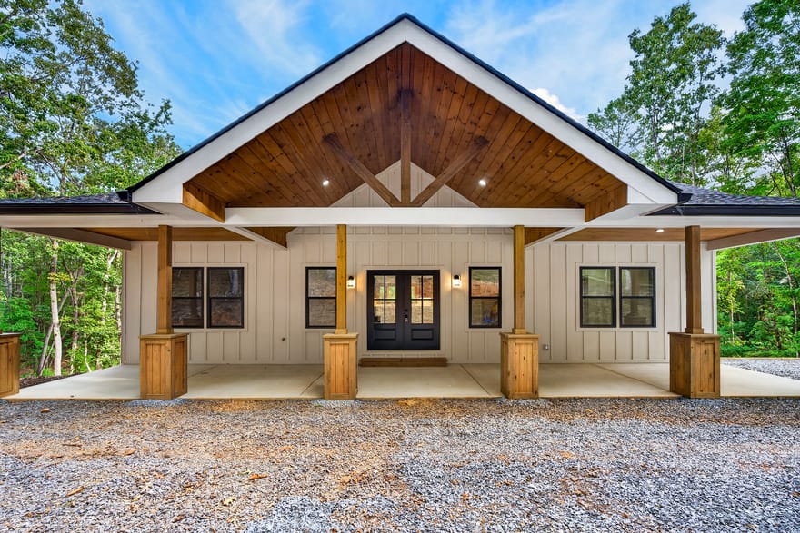 1030 Old Flat Branch Road, Ellijay, Georgia