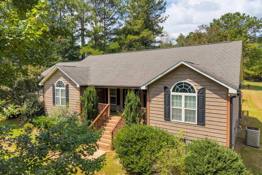 131 Pine Oak Drive, Martin, Georgia