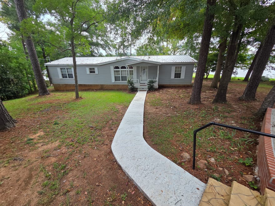 151 Island Creek Drive NE, Sparta, Georgia