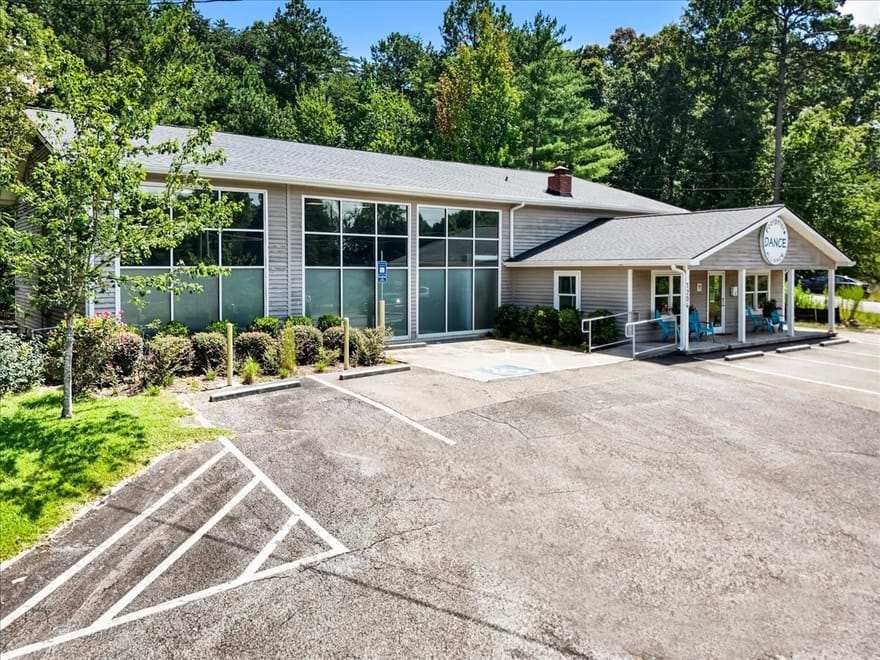 1204 Canton Highway, Cumming, Georgia