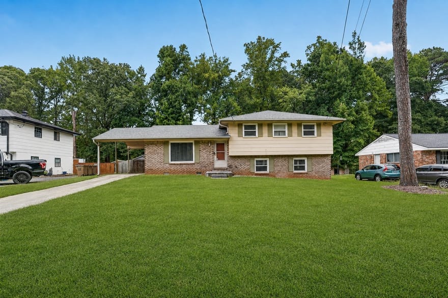 786 S Nottingham Road, Jonesboro, Georgia