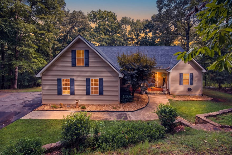 192 Sweetbriar Drive, Demorest, Georgia