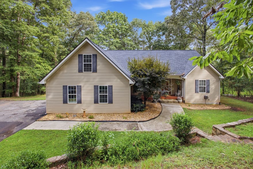 192 Sweetbriar Drive, Demorest, Georgia