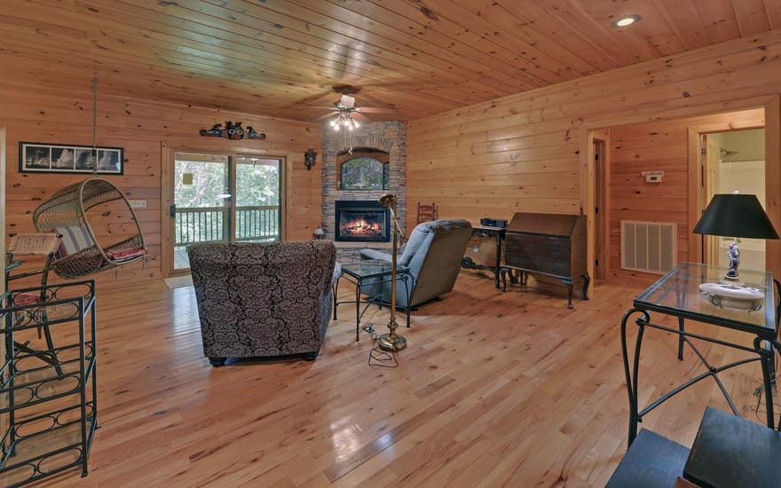 803 Brookhaven Lane, Blue Ridge, Georgia