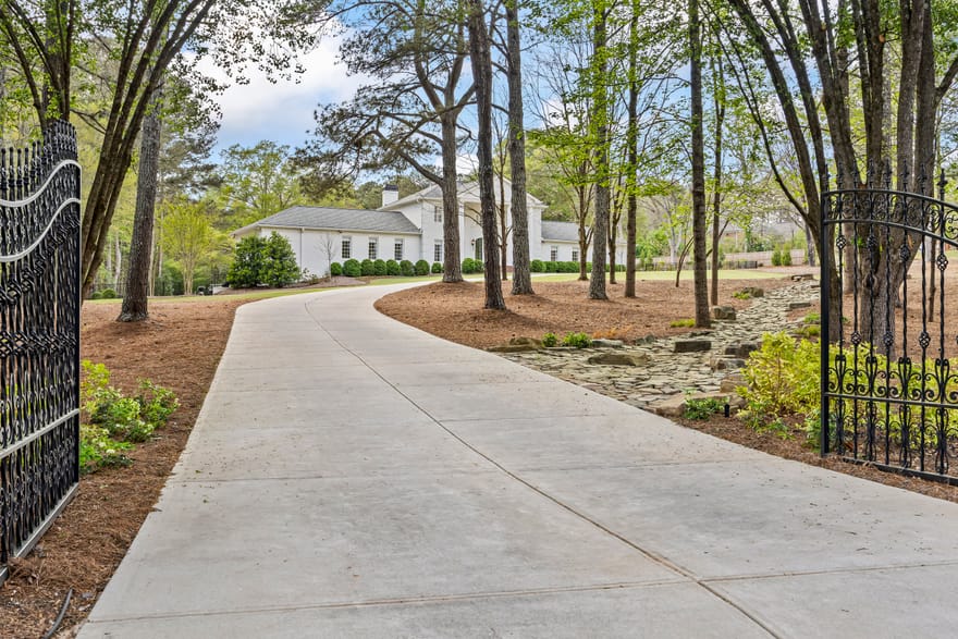 1900 Crystal Hills Drive, Athens, Georgia