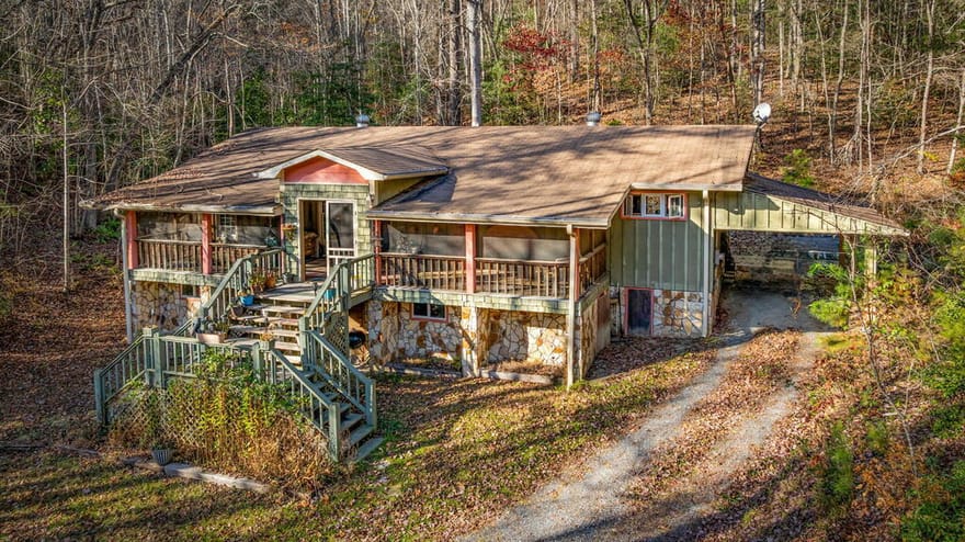 208 Bullen Gap Road, Blue Ridge, Georgia