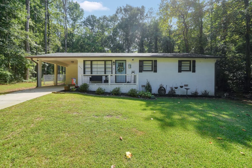 319 Elizabeth Lane, Griffin, Georgia