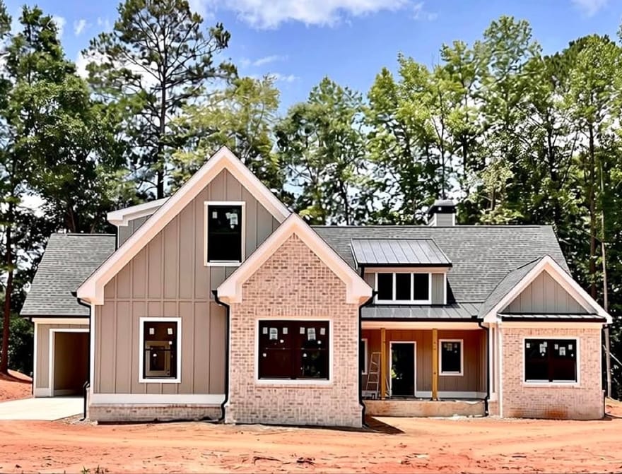 467 Lake Varner Drive, Covington, Georgia
