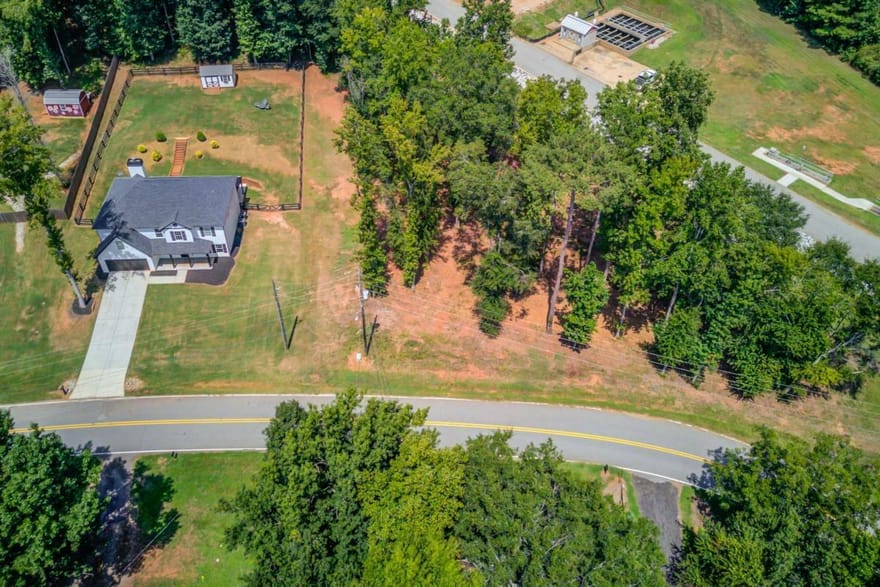 731 Peachtree Road, Jefferson, Georgia