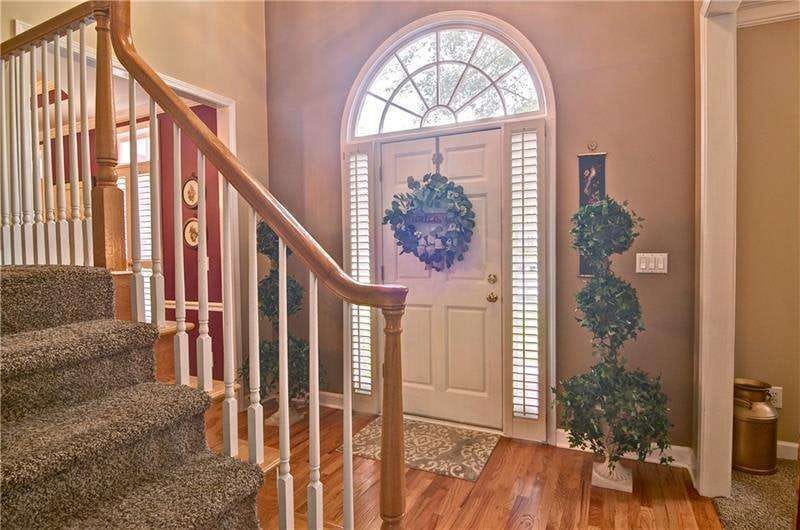 2853 Marshstone Drive SW, Marietta, Georgia