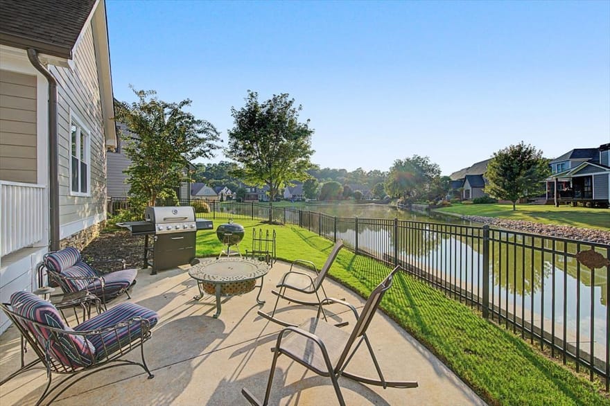 38 Grove Park Circle, Cartersville, Georgia