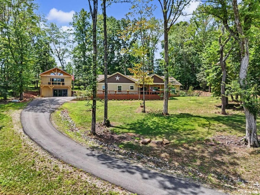 188 Oxford Trail, Blairsville, Georgia