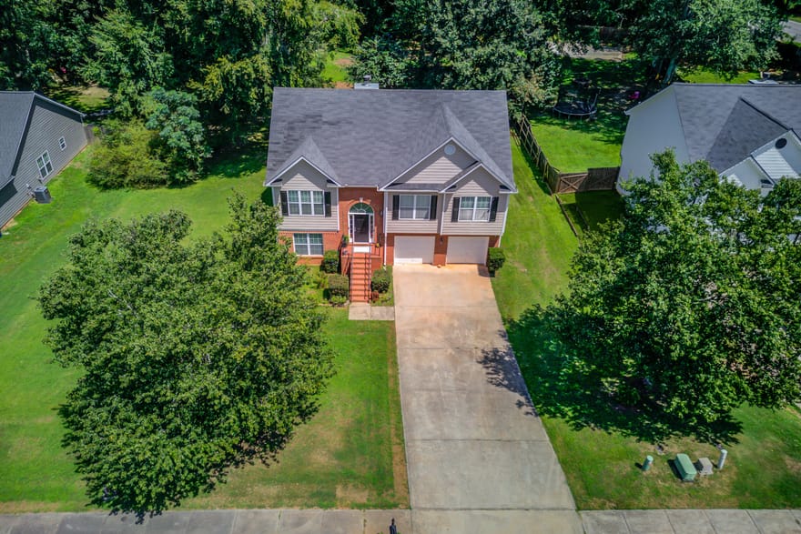 1143 Augustine Drive, Auburn, Georgia
