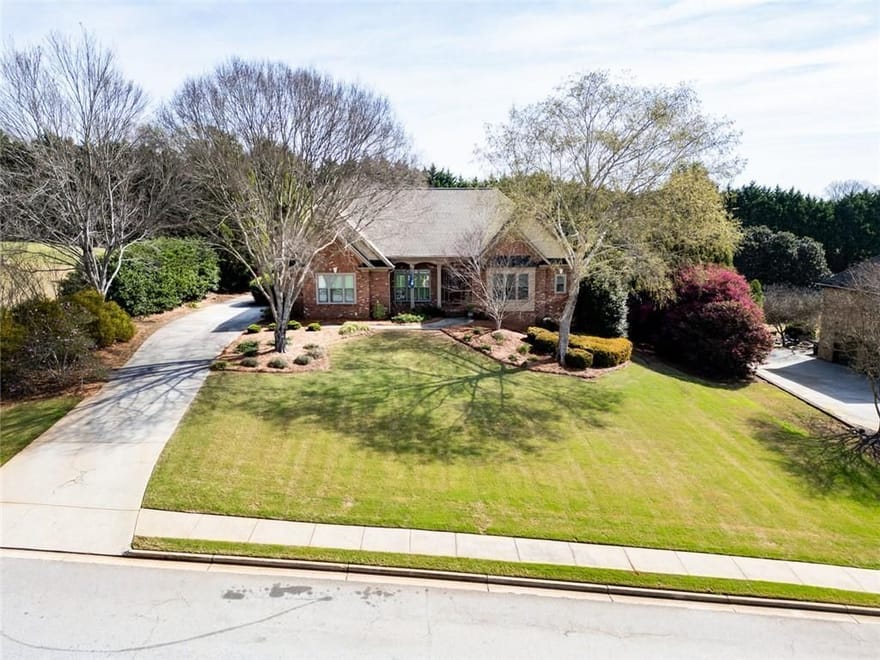 558 Sterling Water Drive, Monroe, Georgia