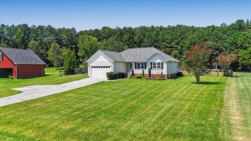 65 Windmill Drive SE, Silver Creek, Georgia