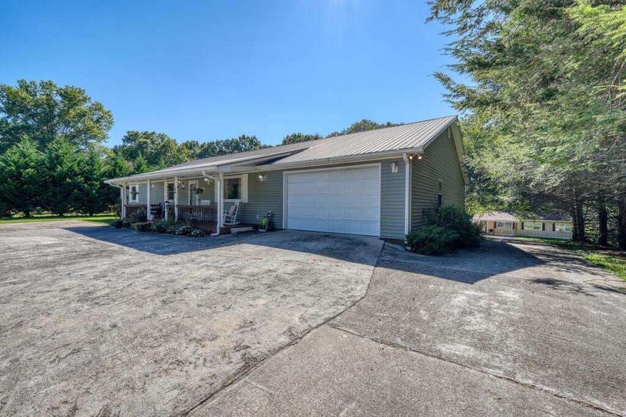 161&177 Butterfly Lane, Blairsville, Georgia